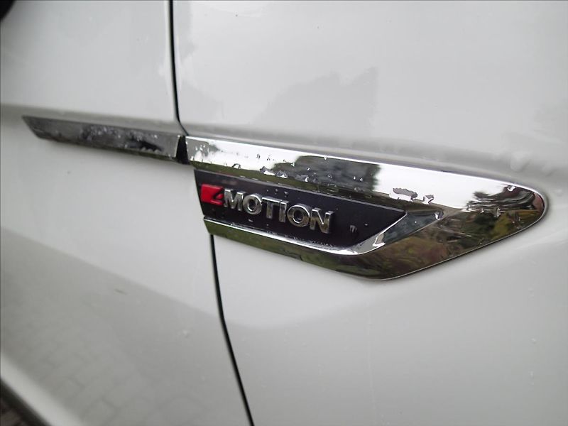 Volkswagen Tiguan 2,0 ČR, 4x4, Tažné - fotka 10 z 73