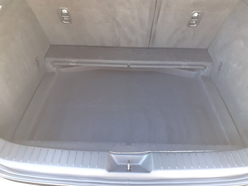 Mazda CX-30 (2021) 2.0  Skyactiv 137kw - fotka 27 z 37