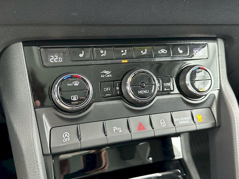 Škoda Karoq (2021) DSG 1.5TSI 110kW Style - fotka 22 z 32