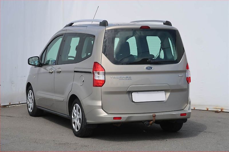 Ford Tourneo Courier (2018) Trend 1.0 EcoBoost, 5Míst, ČR - fotka 4 z 16