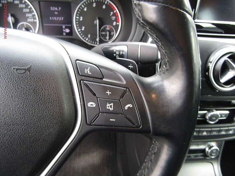 Mercedes-Benz Třídy B (2012) 1.6i B200, AT, bixen, navi, - fotka 13 z 24