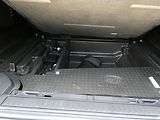Land Rover Defender (2026) 110 X-Dynamic SE P425          - náhled 33