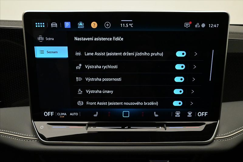 Volkswagen Passat 2,0 TDI 110kW DSG Business Zár - fotka 19 z 32