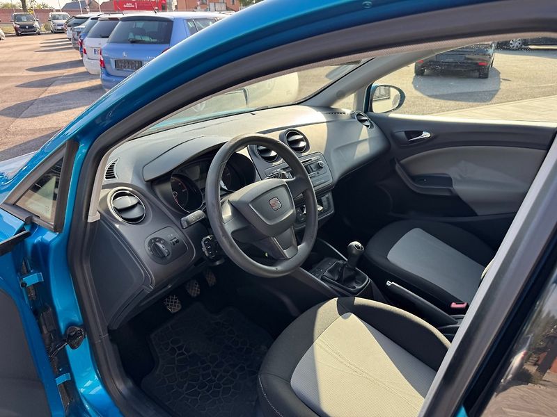 Seat Ibiza (2013) Chili 1,2 TSI 63 Kw - fotka 11 z 41