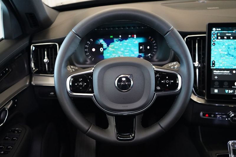 Volvo XC90 B5 PLUS Black Edition, Vzduch - fotka 24 z 49