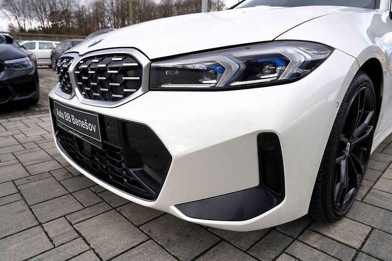 BMW Řada 3 M340i xDrive/AT/375PS,Facelift - fotka 13 z 50