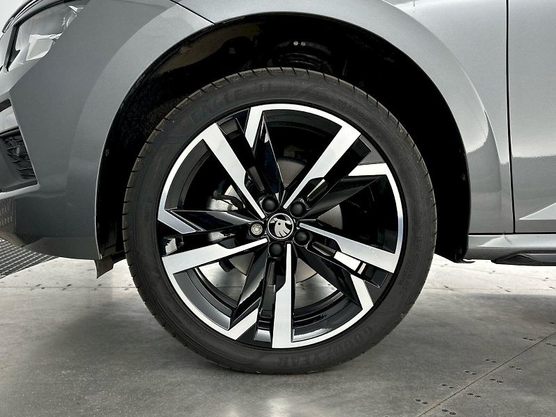Škoda Kamiq (2025) DSG 1.5TSI 110kW Monte Carlo - fotka 33 z 33