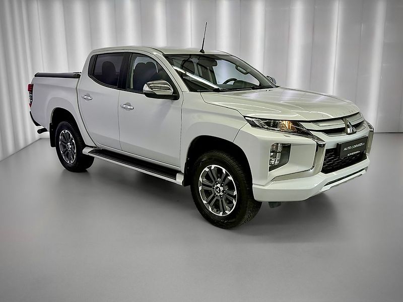 Mitsubishi Ostatní 2.2D-iD A/T INTENSE 4WD DOUBLE - fotka 4 z 20
