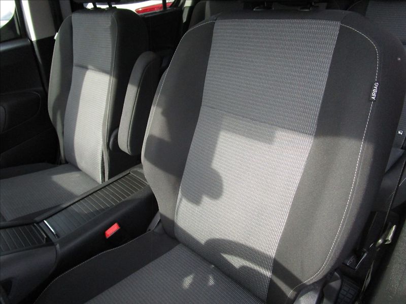 Toyota ProAce City Verso 1.5D-4D, 1. majitel - fotka 20 z 65