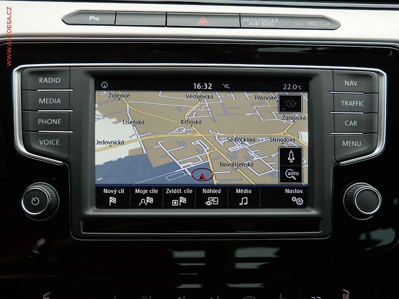 Volkswagen Passat (2016) 2.0TDi 4x4, 2.maj,ČR - fotka 18 z 21