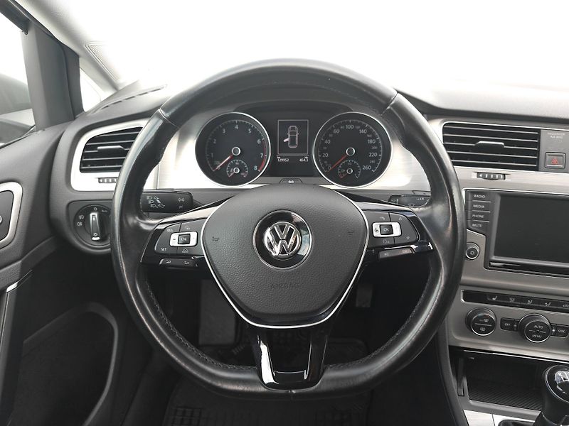 Volkswagen Golf Maraton Edition 1,4TSI - fotka 11 z 21