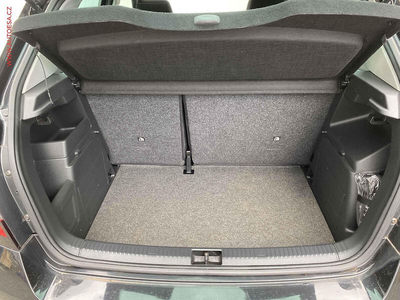 Škoda Fabia (2016) 1.2 TSi, Style, výhřev sed - fotka 7 z 16
