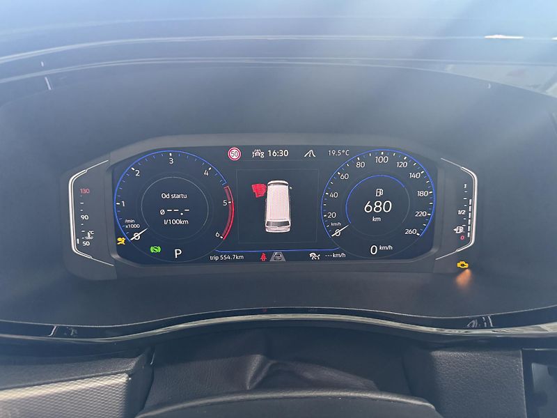 Volkswagen Multivan 2,0TDI DSG 4Motion Highline - fotka 15 z 37