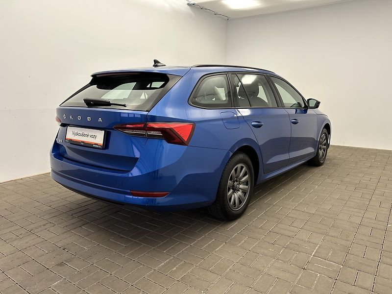 Škoda Octavia 2.0 TDI Ambition Plus Extra - fotka 2 z 22
