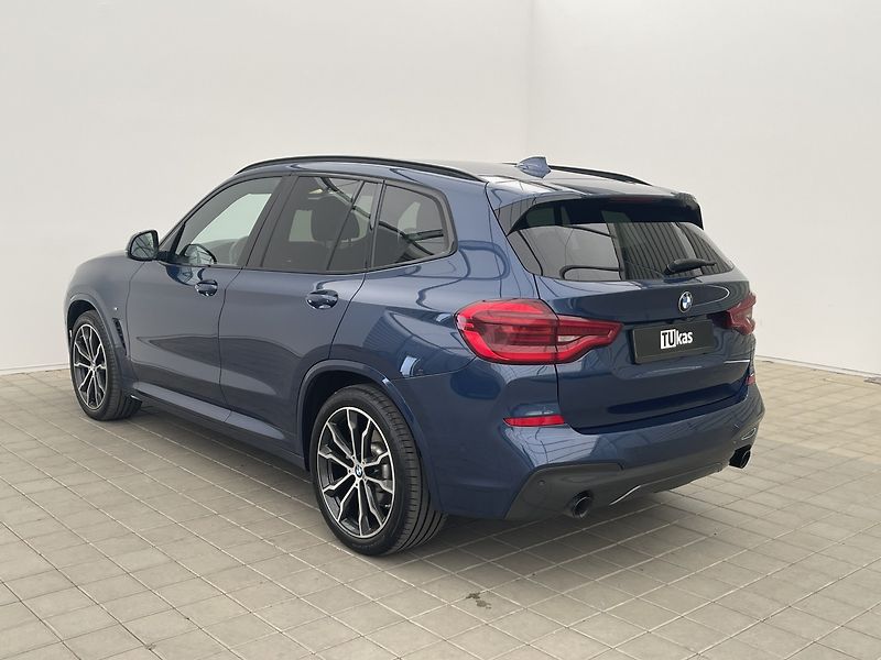 BMW X3 2.0 TDi 4x4 Mpaket - fotka 3 z 34