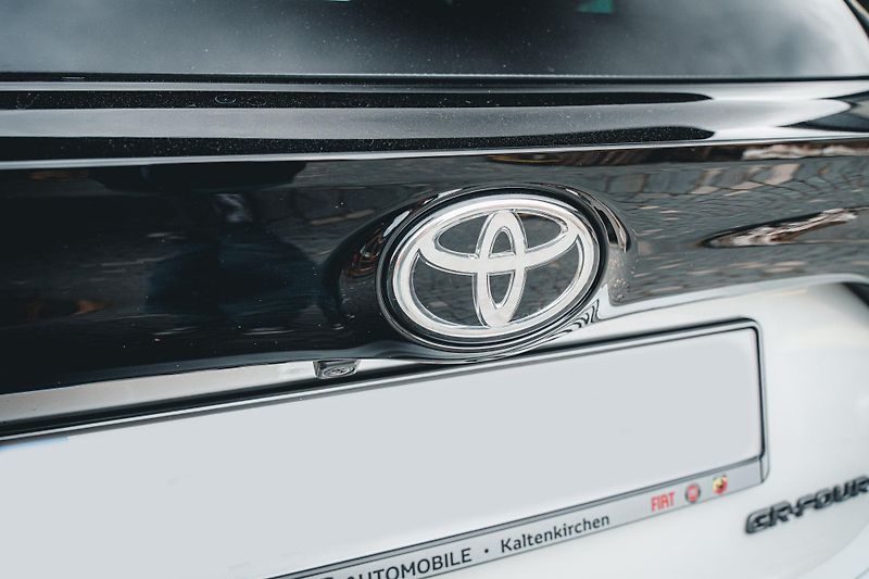 Toyota Yaris (2021) GR PERFORMANCE 4x4 1 MAJITEL  - fotka 27 z 59