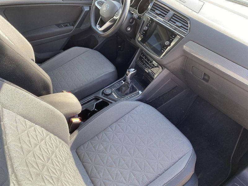 Volkswagen Tiguan (2021) 2.0 TDI 4Motion DSG Life - fotka 8 z 34