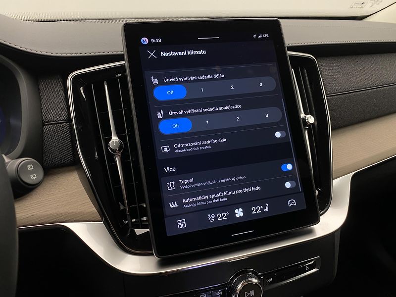 Volvo XC90 (2026) T8 AWD RECHARGE BRIGHT PLUS 7m - fotka 48 z 70