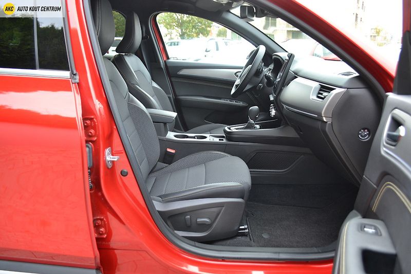 Renault Arkana Techno mild hybrid 140 EDC - fotka 11 z 56