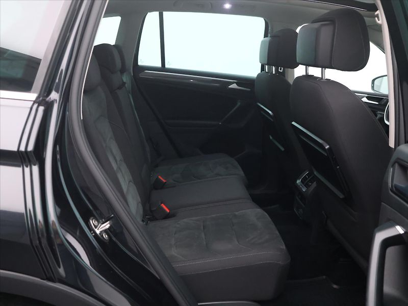 Volkswagen Tiguan 2.0 TDI 110kW 4MOT Highline DP - fotka 13 z 31