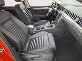 Volkswagen Passat (2017) 2.0 TDI, 4X4, Automat - náhled 9