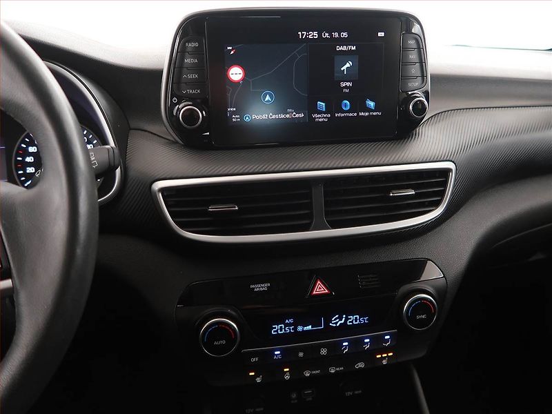 Hyundai Tucson (2019) 1.6 T-GDI, 4X4, ČR,1.maj - fotka 12 z 22