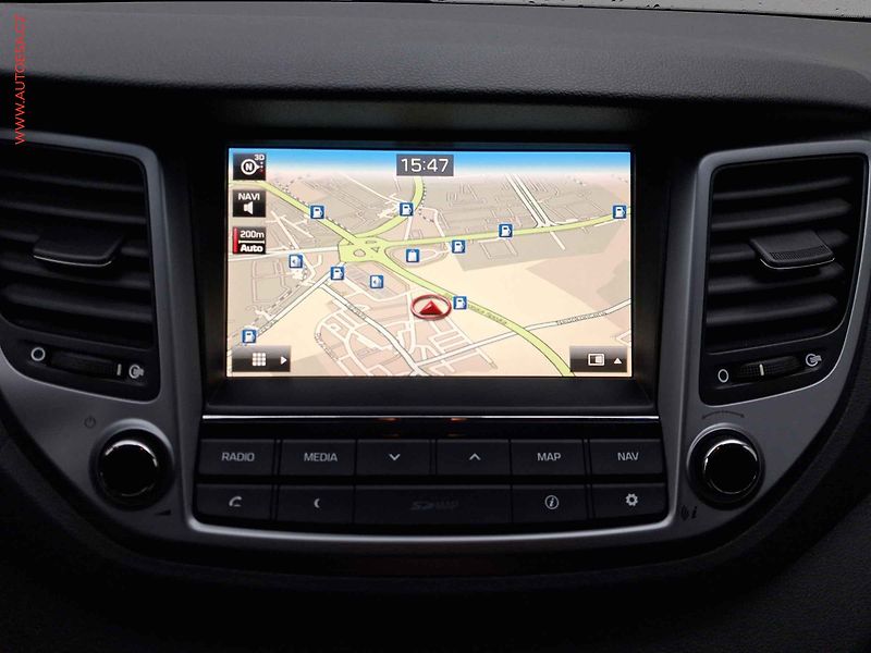 Hyundai Tucson (2016) 1.6 GDi, Navi, kamera, TZ - fotka 17 z 18