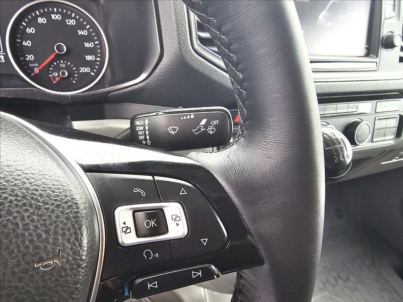Volkswagen Crafter 2,0 TDi 103KW NAVI KAMERA DPH - fotka 12 z 32