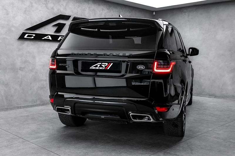 Land Rover Range Rover Sport HST - fotka 6 z 27