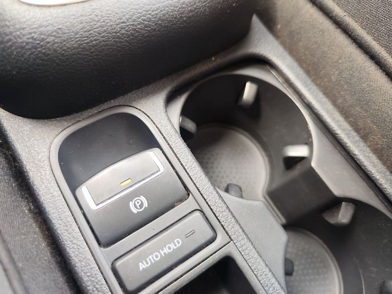 Volkswagen Tiguan 2.0 TDi/125kW R-Line 4motion - fotka 23 z 30