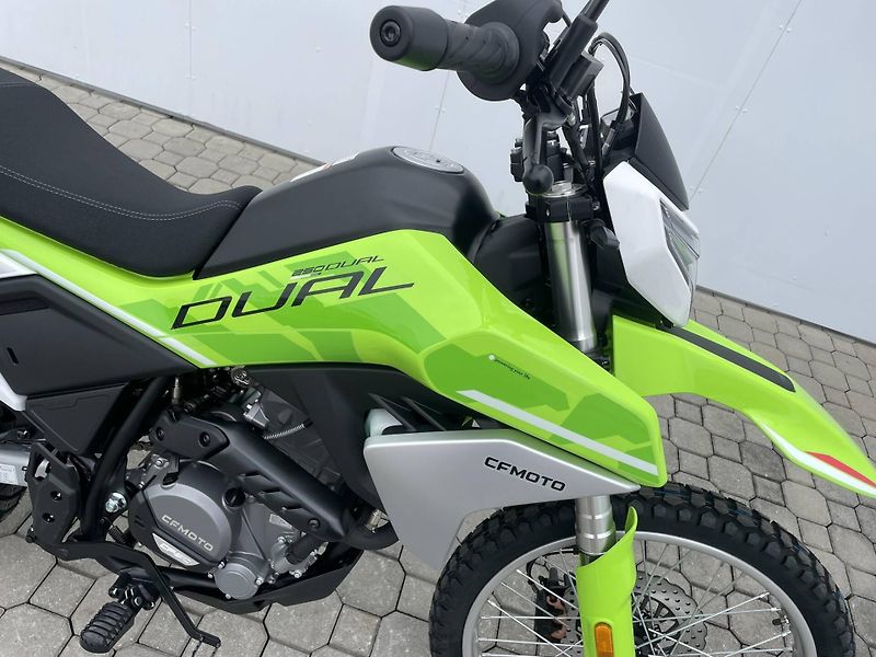 CFMOTO (2026) 250 Dual Sport EU5+ - fotka 4 z 14