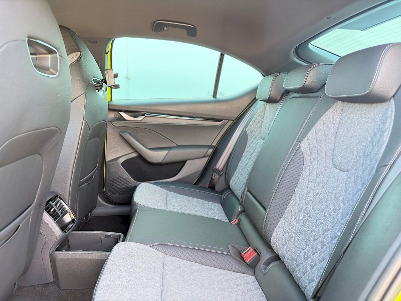 Škoda Octavia (2025) 1.5 TSI / 110kW / SPORTLINE - fotka 6 z 35