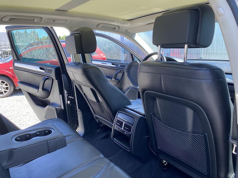 Volkswagen Touareg 3.0TDi 4x4 FL 2017 ELEGANCE 1A - fotka 127 z 176