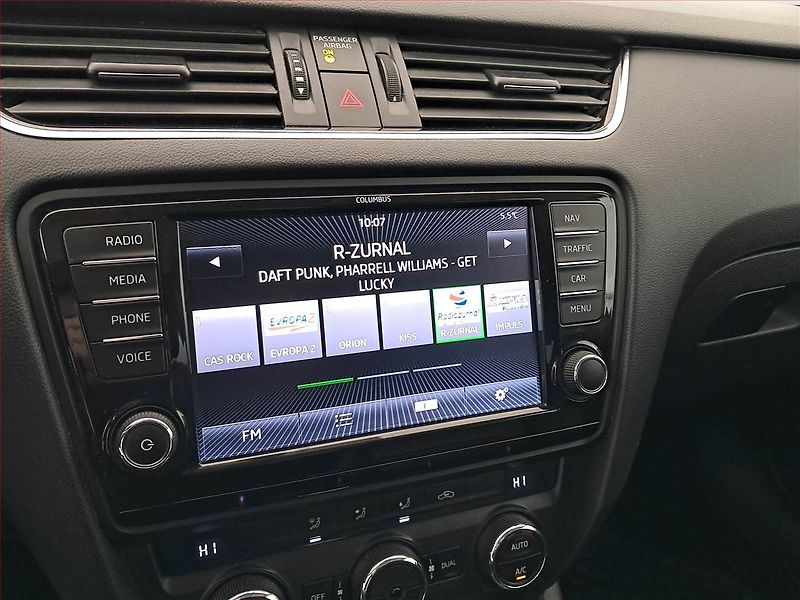 Škoda Octavia (2013) Elegance 2.0 TDI, Automat - fotka 12 z 20