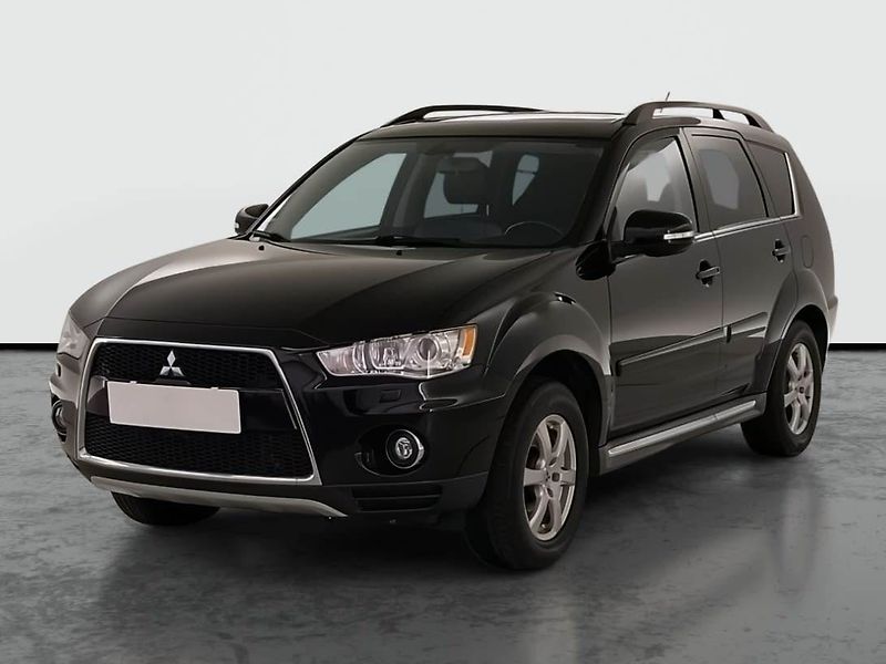 Mitsubishi Outlander (2011) 2.2 DI-D, 4X4, 7 míst - fotka 2 z 21