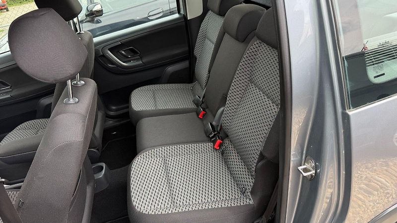 Škoda Roomster (2010) 1.2TSi 77kW *DSG*ALU*Klima* - fotka 17 z 22