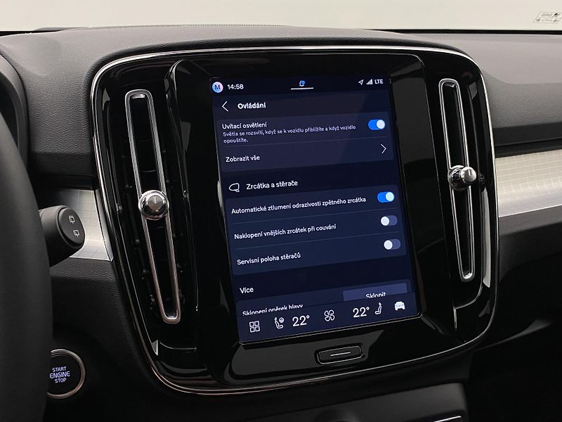 Volvo XC40 (2026) B3 AUT DARK ULTRA  - fotka 47 z 60