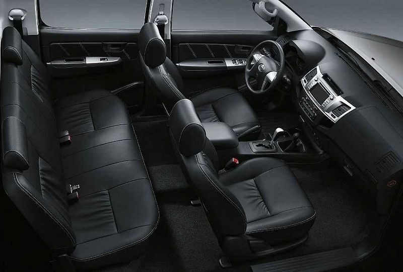 Toyota Hilux Invincible.