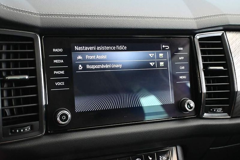 Škoda Kodiaq (2023) 2.0 STYLE LED MATRIX DSG Virtu - fotka 18 z 34