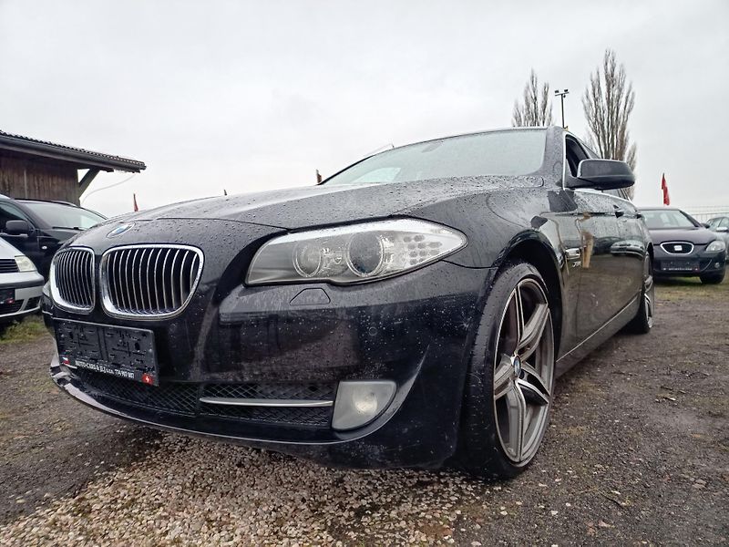 BMW Řada 5 (2011) 535i xDrive - fotka 9 z 50