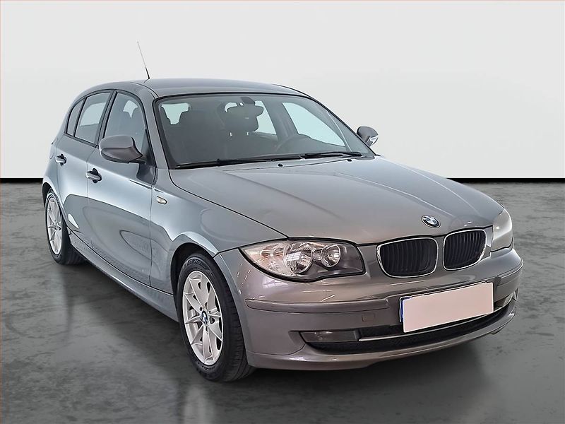 BMW Řada 1 (2011) 118d, po STK, zamluveno - fotografie inzerátu