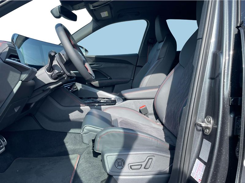 Audi Q5 E-HYDBID QUATTRO - fotka 11 z 29