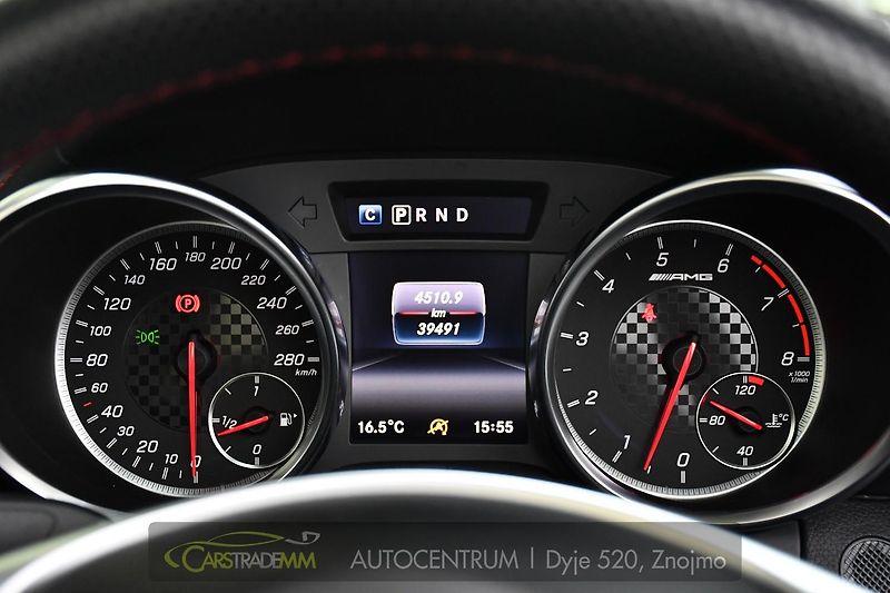 Mercedes-Benz SLC 43 AMG  - fotka 32 z 57