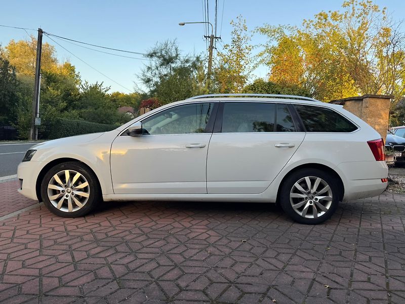 Škoda Octavia 2.0TDi STYLE 1.MAJ DPH ROZVODY - fotka 25 z 25