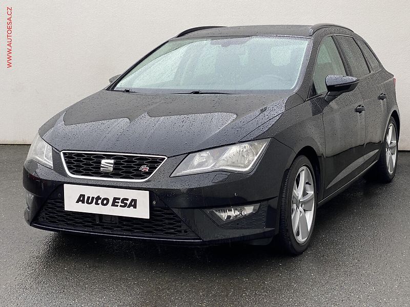 Seat Leon (2014) 2.0 TDi, FR, TZ, park.asist - fotka 3 z 17