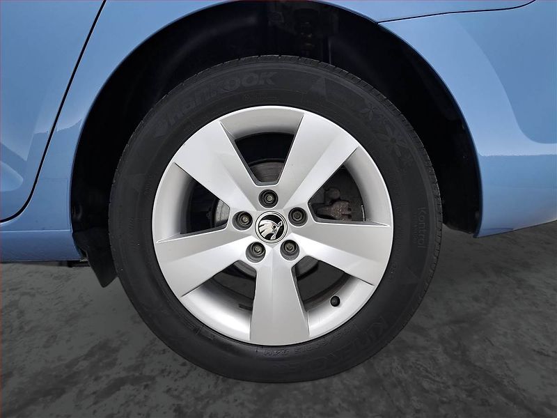 Škoda Rapid (2018) Ambition 1.0 TSI, Serv.kniha - fotka 14 z 19