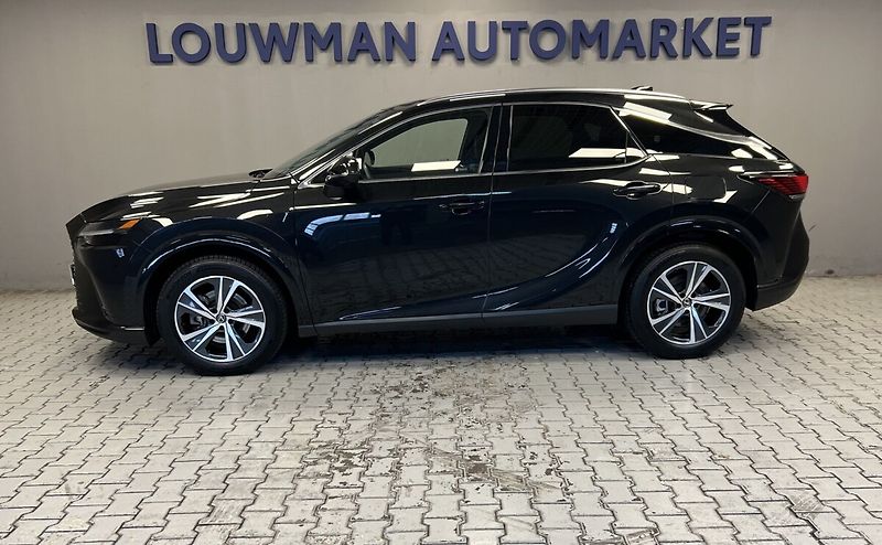 Lexus RX 450h plus 450H+ 2,5 PHEV COMFORT PLUS - fotka 3 z 18