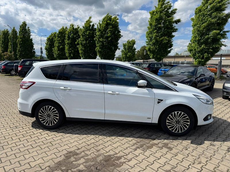 Ford S-MAX (2019) 4X4 2,0 TDCI 140KW TAŽNÉ DPH - fotka 6 z 41