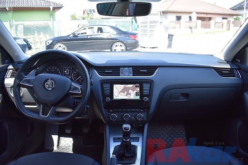Škoda Octavia (2016) Style 2,0 TDI - fotka 23 z 33