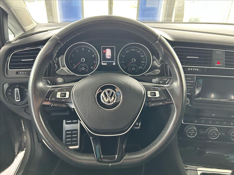 Volkswagen Golf 1,4   TSI 92kW,ALLSTAR,SERVISK - fotka 11 z 28
